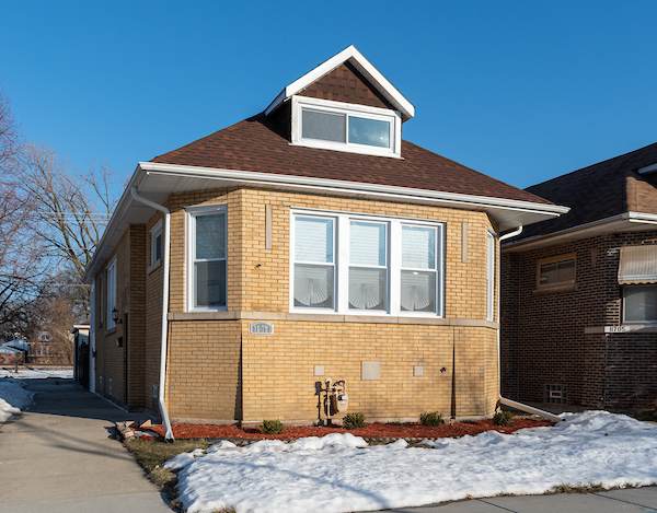 11701 Hale Avenue - Photo 1