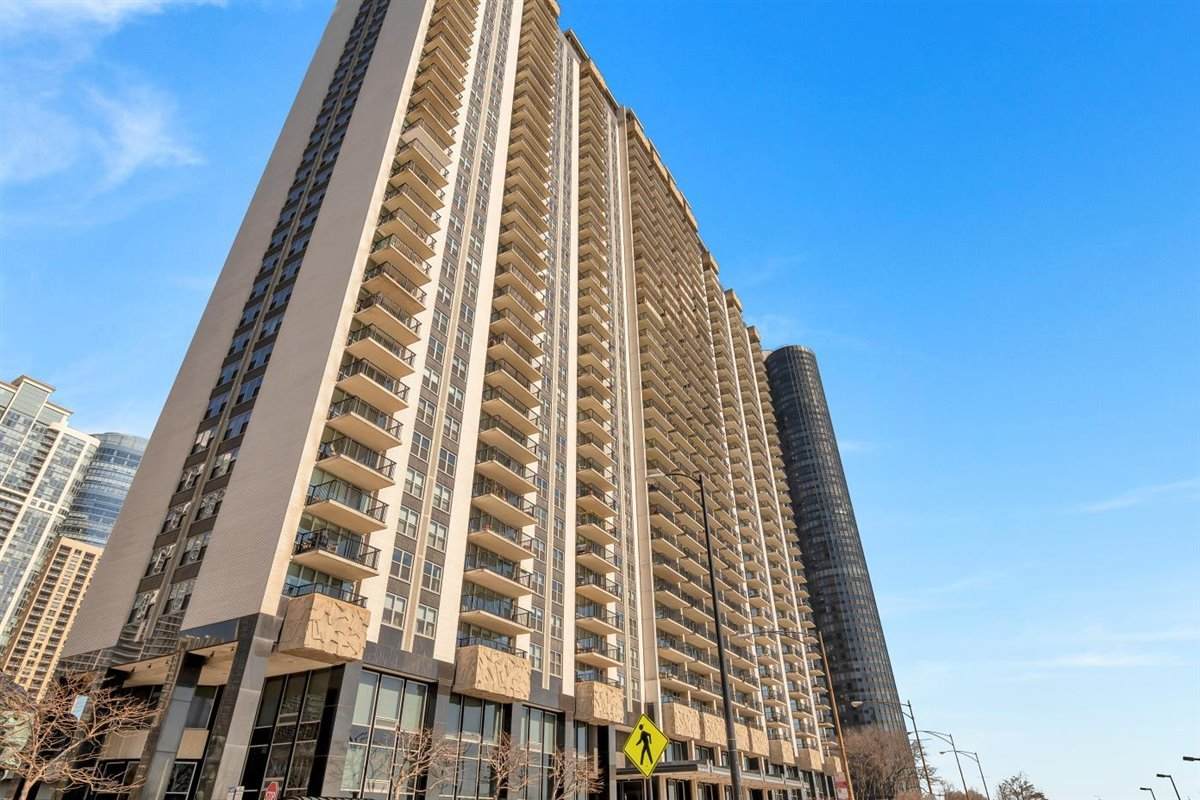 400 Randolph Street - Photo 1