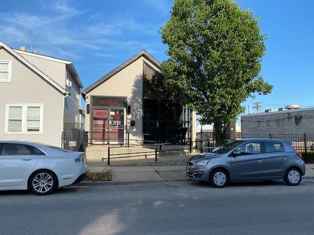 11869 Vincennes Avenue - Photo 1