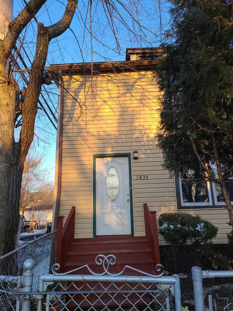1837 Grey Avenue - Photo 1