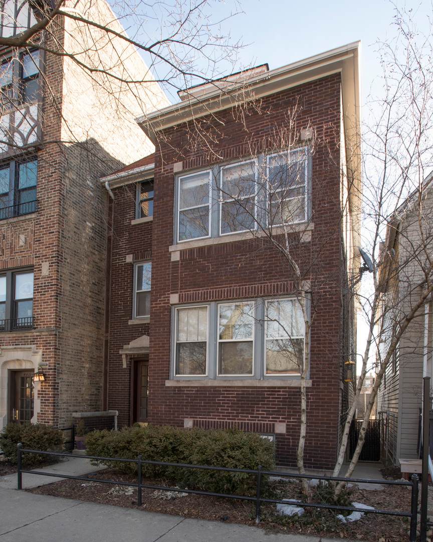 4907 Janssen Avenue - Photo 1
