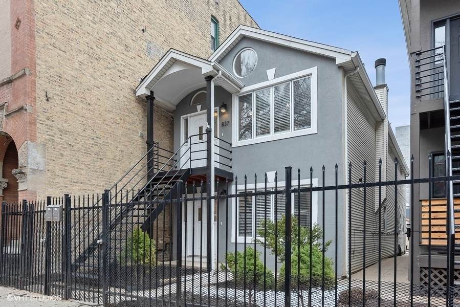 837 Marshfield Avenue - Photo 1