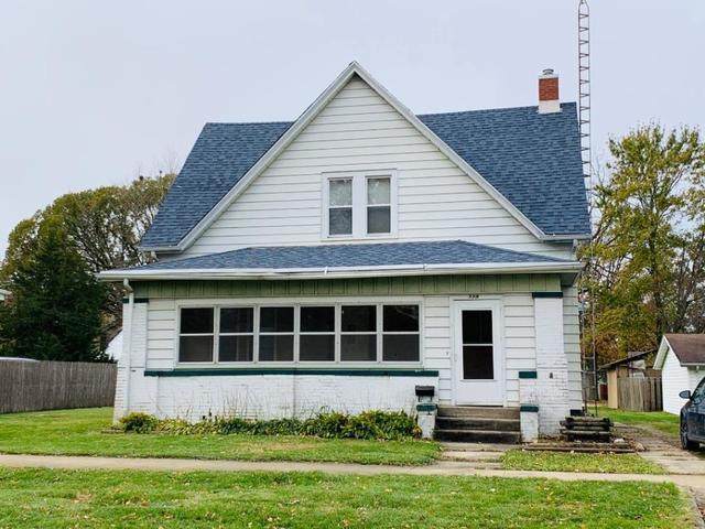 328 Maple Avenue - Photo 1