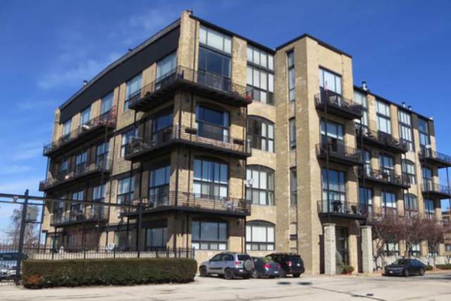 2614 Clybourn Avenue - Photo 1