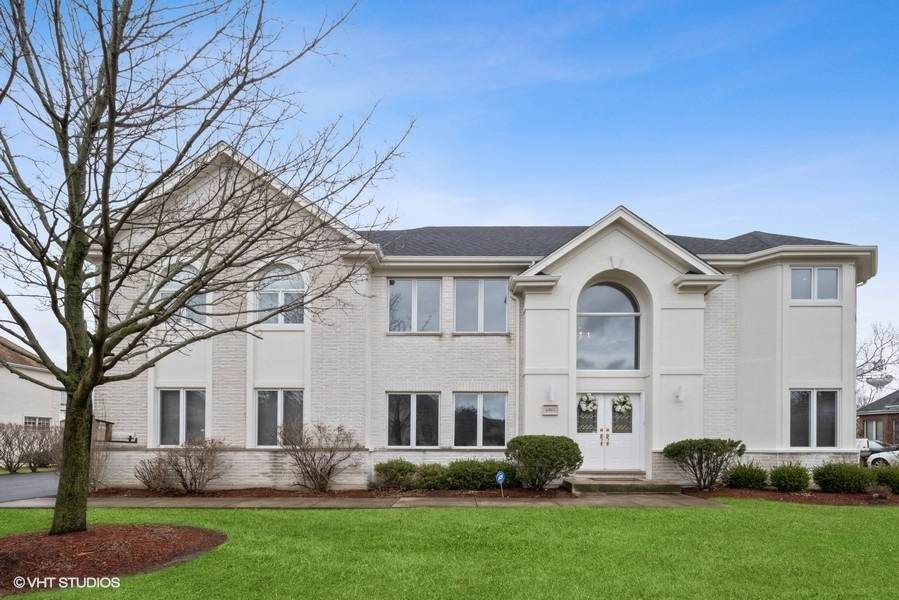 6862 Fieldstone Drive - Photo 1
