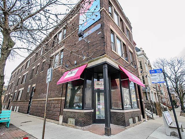 859 Damen Avenue - Photo 1