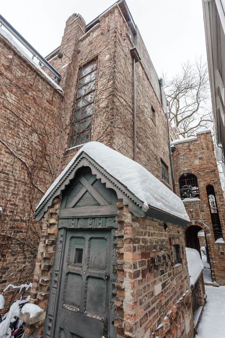 154 Schiller Street - Photo 1