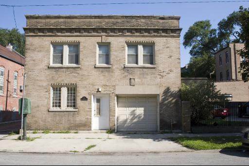 64 46th Street - Photo 1