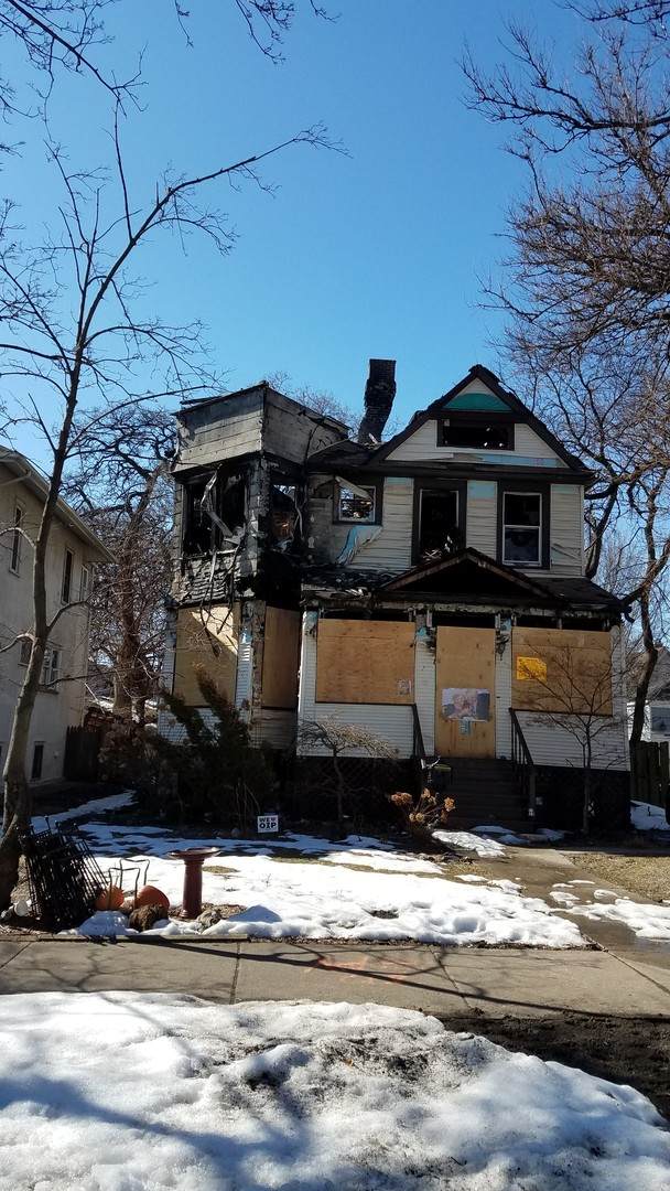 4216 Kildare Avenue - Photo 1