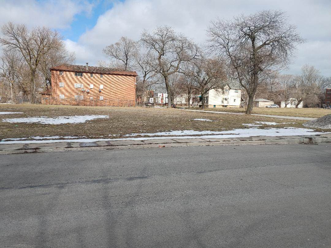 419 65th Street - Photo 1