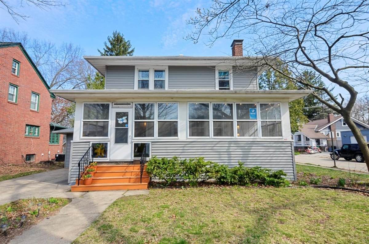 502 Washington Street - Photo 1