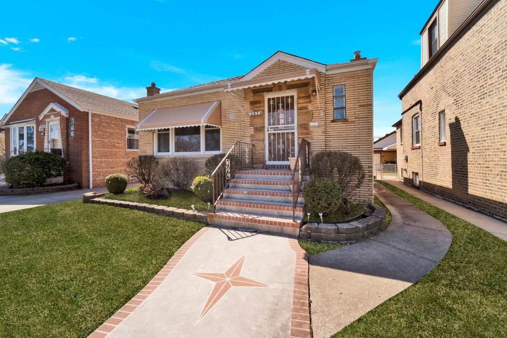 3814 Newland Avenue - Photo 1