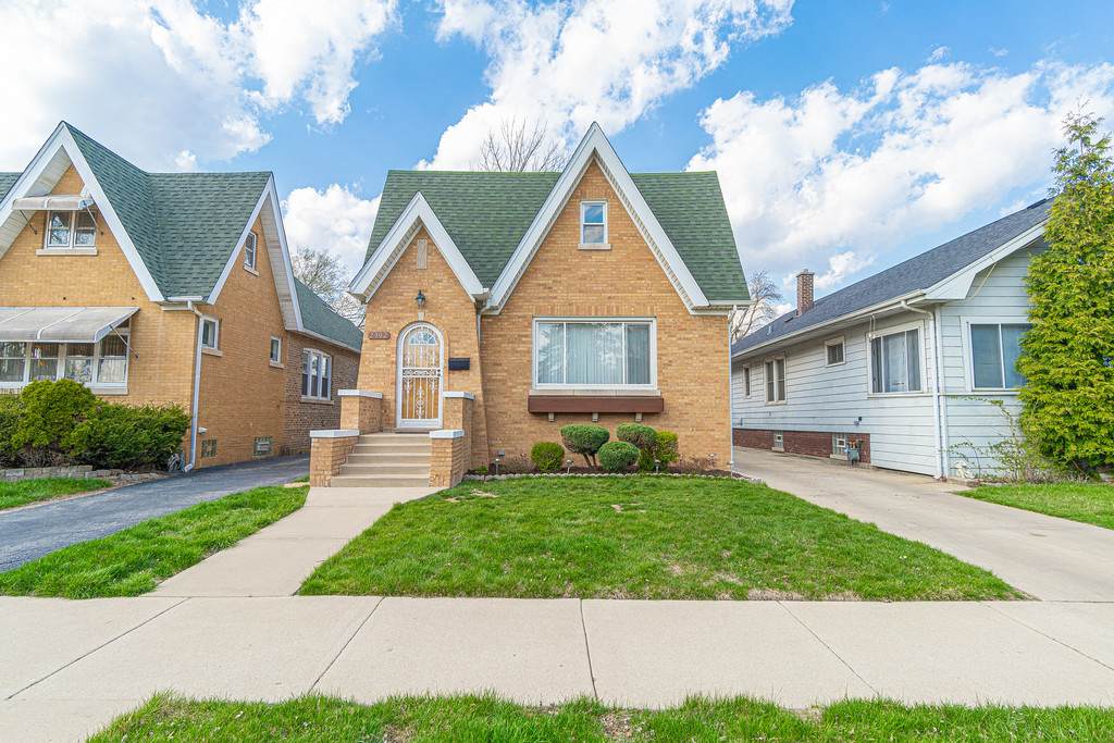 2302 Orchard Street - Photo 1