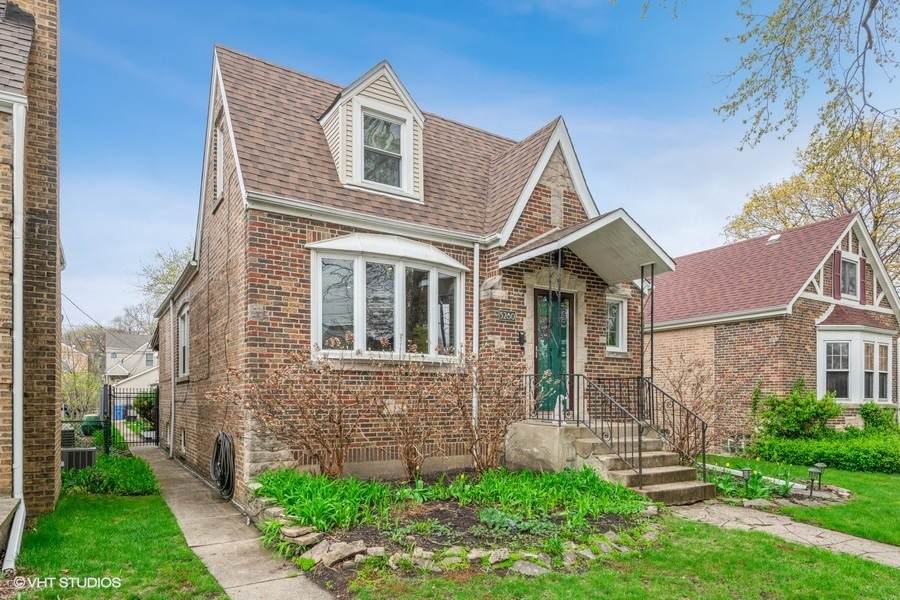 5280 La Crosse Avenue - Photo 1