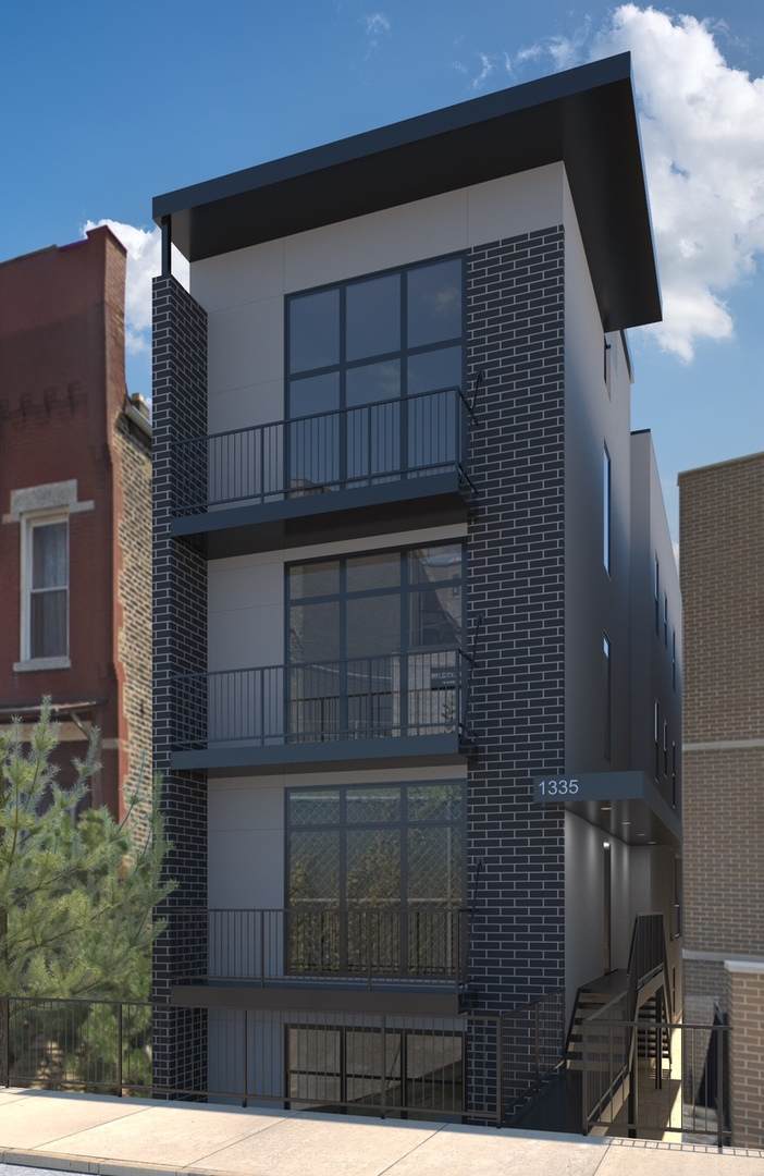 1335 Walton Street - Photo 1