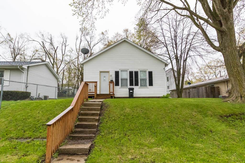 1306 Wood Street - Photo 1