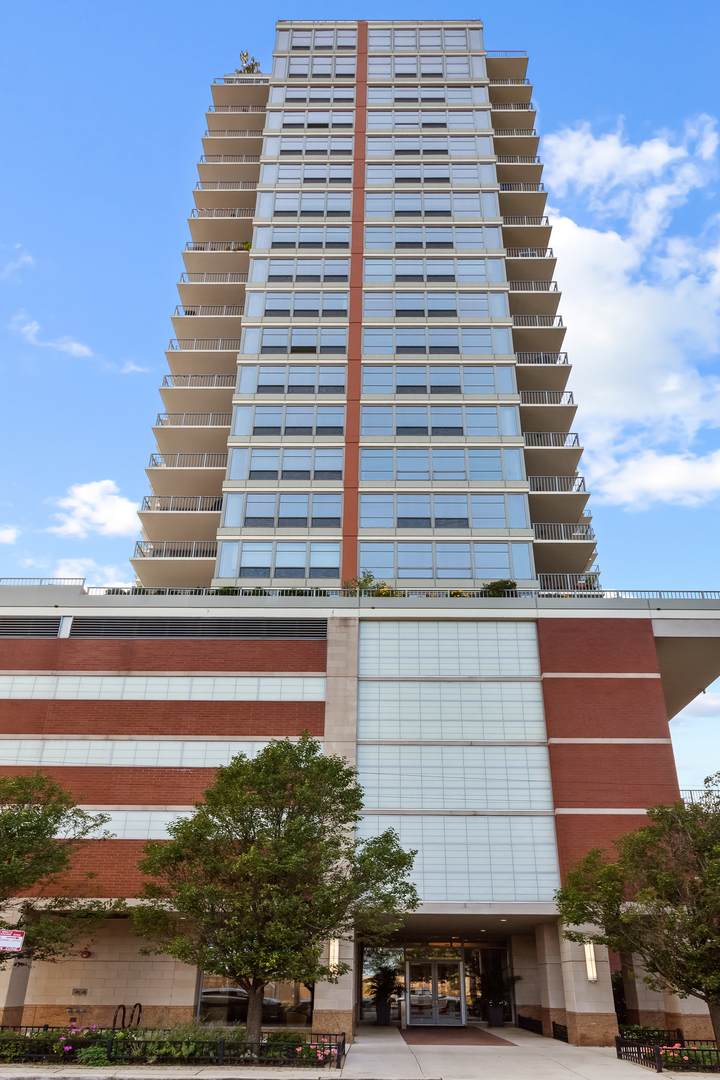 1600 Prairie Avenue - Photo 1