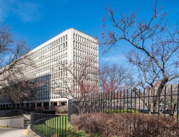 1401 55th Street - Photo 1