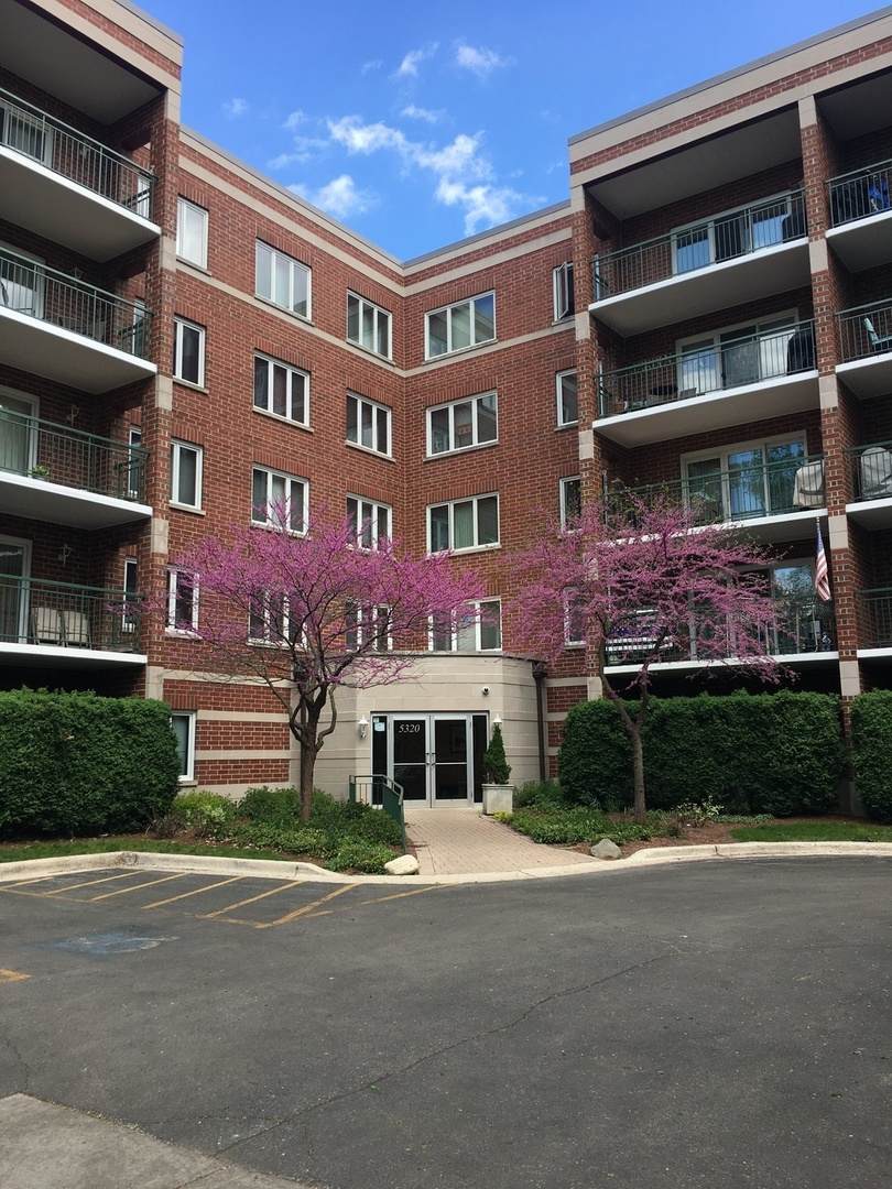 5320 Lowell Avenue - Photo 1