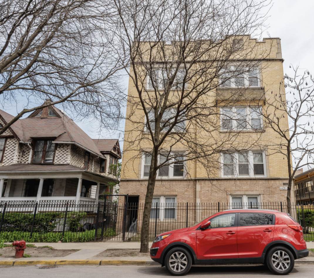 4425 Ashland Avenue - Photo 1