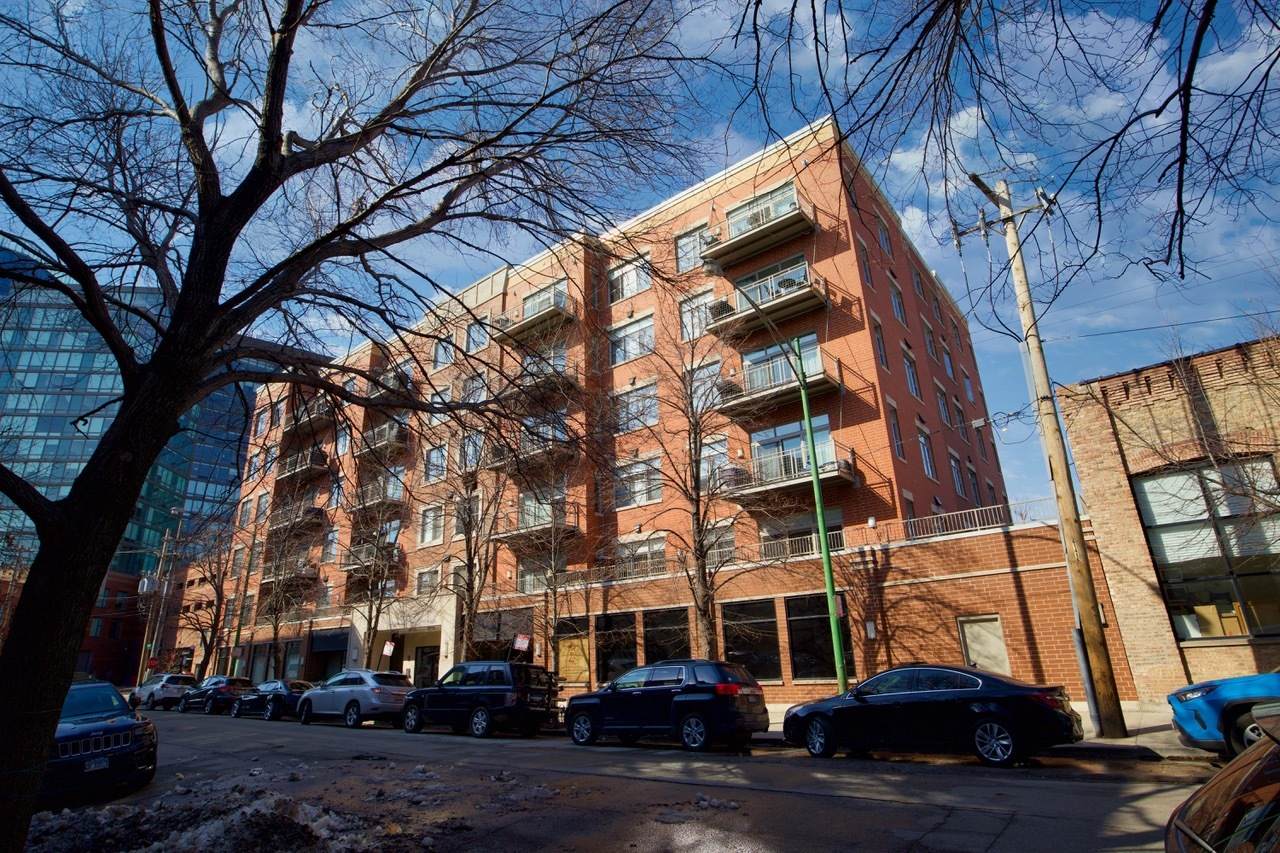 950 Huron Street - Photo 1