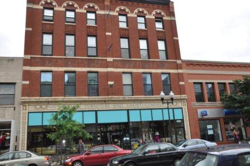 1459 Milwaukee Avenue - Photo 1