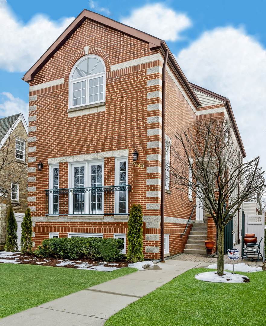 6148 Kildare Avenue - Photo 1
