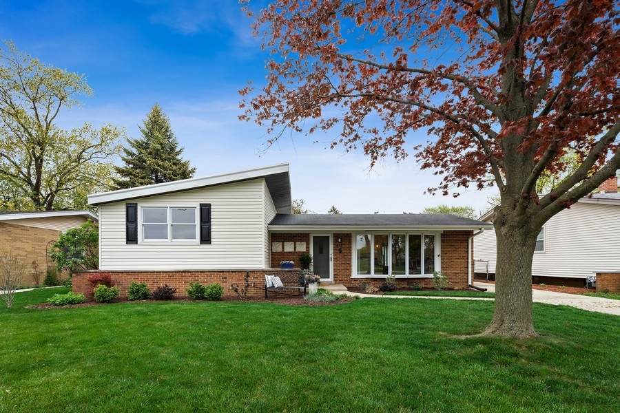 613 Ahrens Avenue - Photo 1