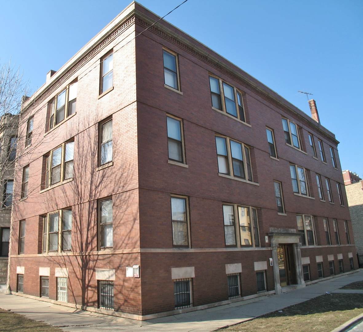 3806 Greenview Avenue - Photo 1