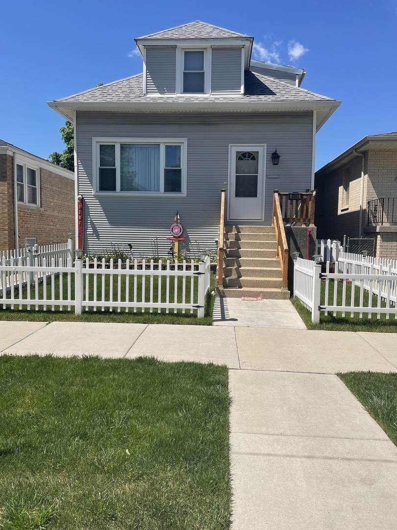3740 Oconto Avenue - Photo 1