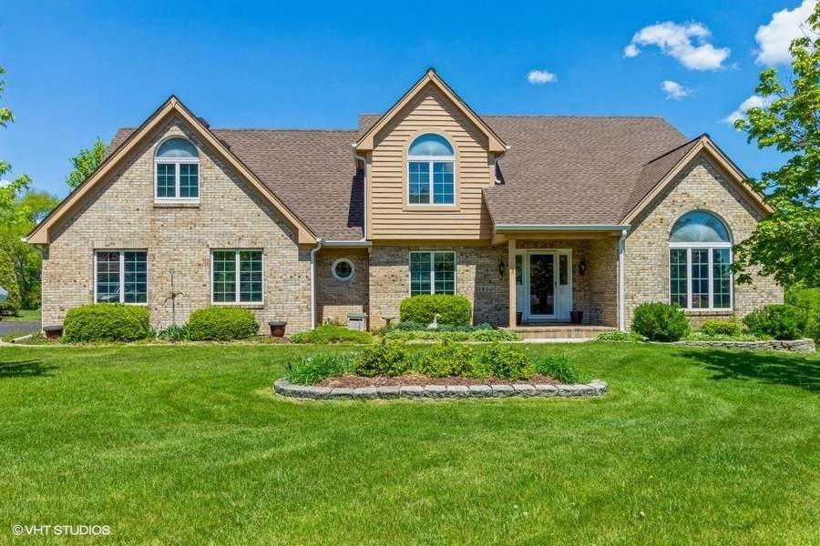 35W846 Valley View Road - Photo 1
