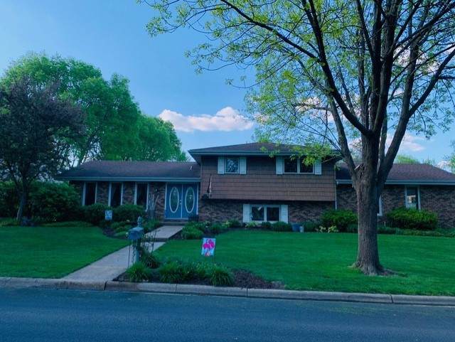 602 Thomas Drive - Photo 1