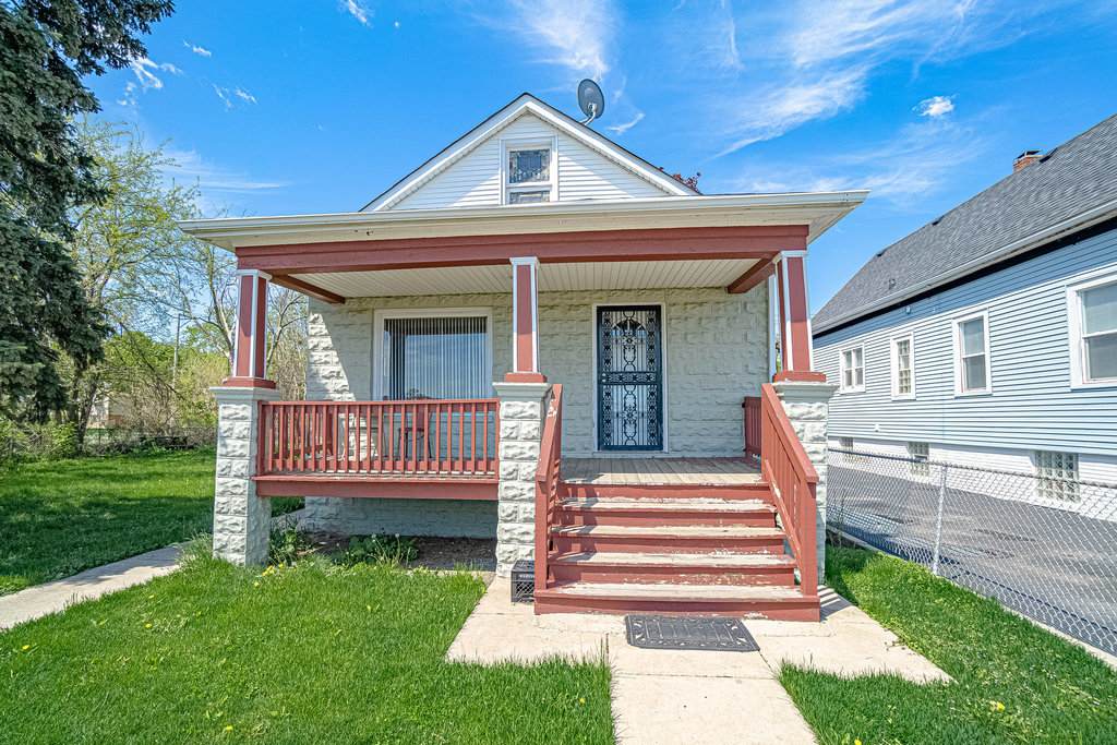 12044 Loomis Street - Photo 1