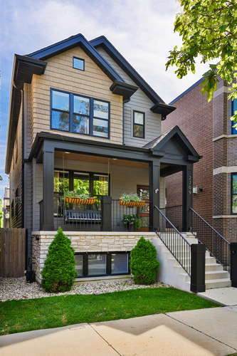 2709 Albany Avenue - Photo 1