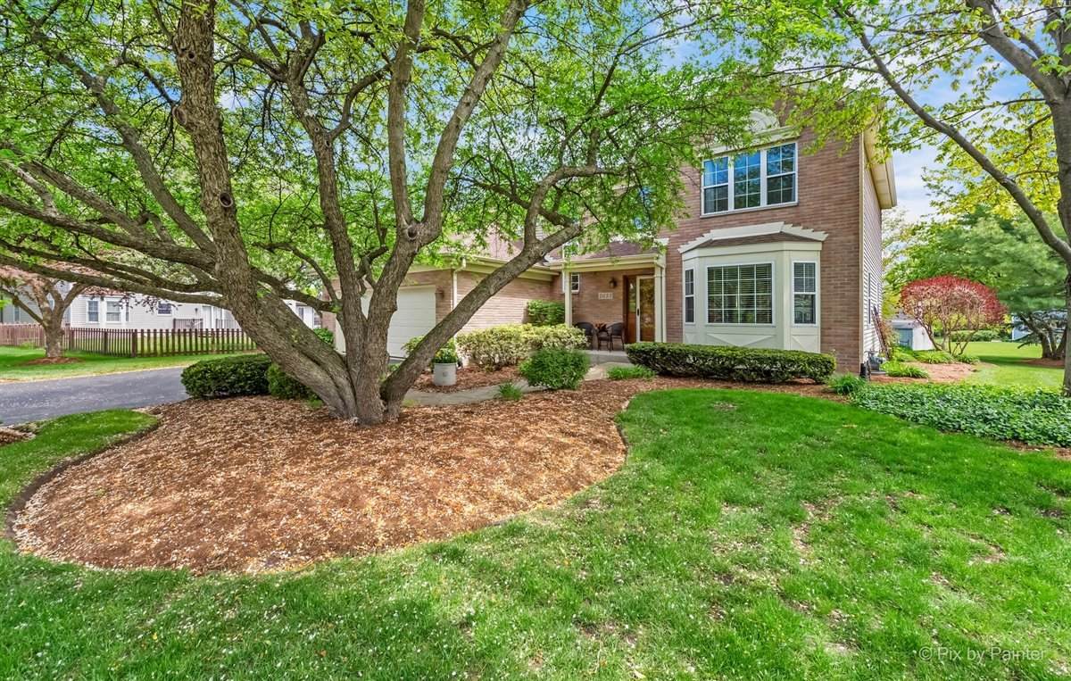 2633 Colonial Drive - Photo 1