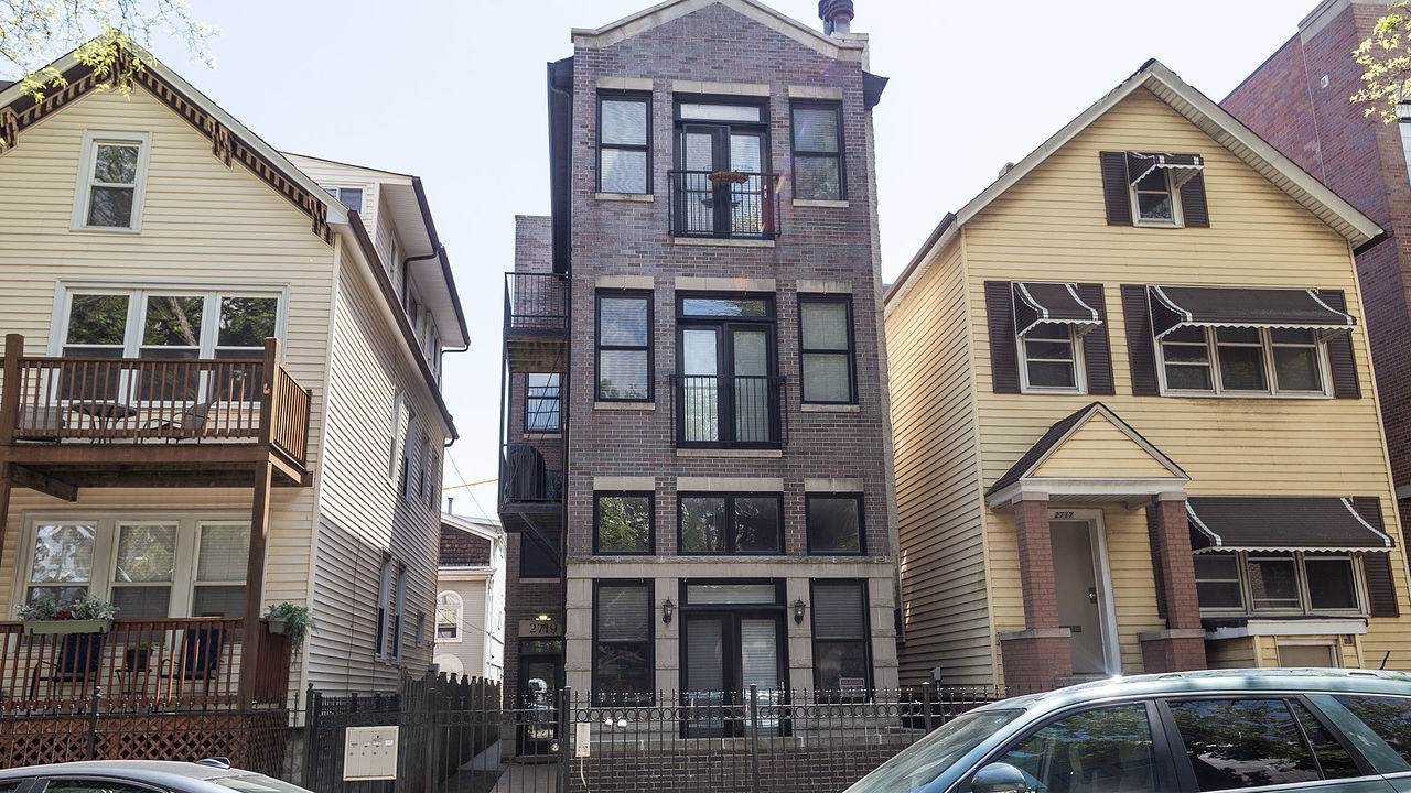 2719 Kenmore Avenue - Photo 1