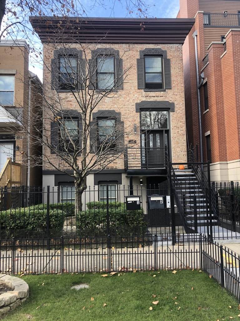 220 Hamilton Avenue - Photo 1