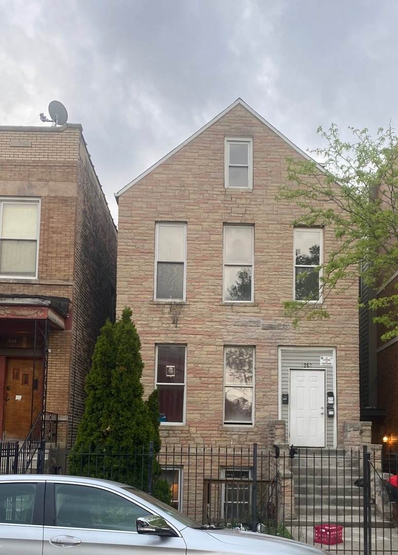 1262 Fairfield Avenue - Photo 1