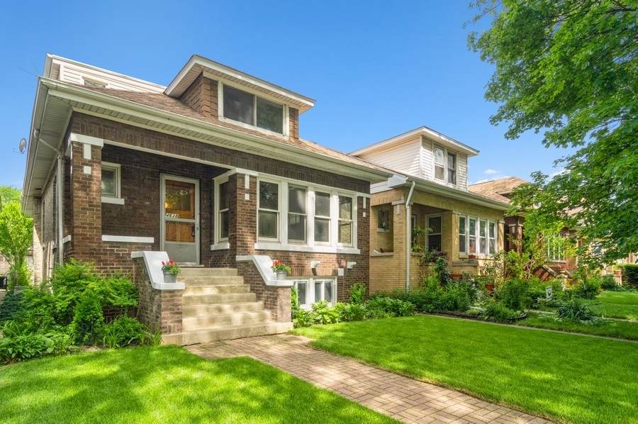 4638 Lawler Avenue - Photo 1