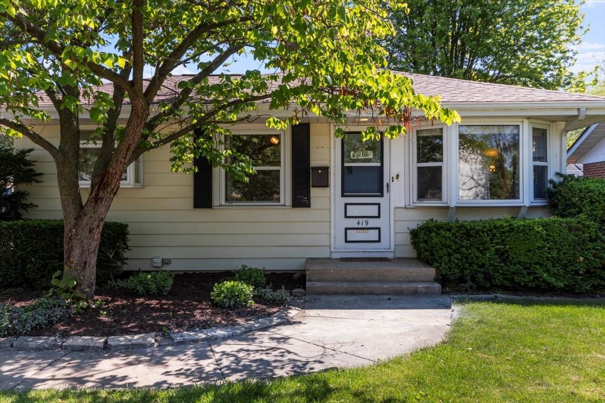 419 Hazelton Avenue - Photo 1