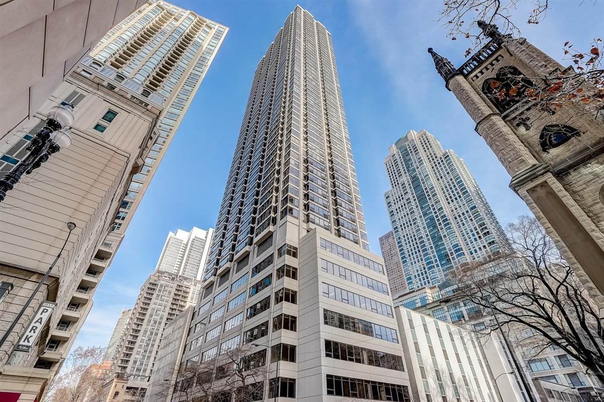 30 Huron Street - Photo 1