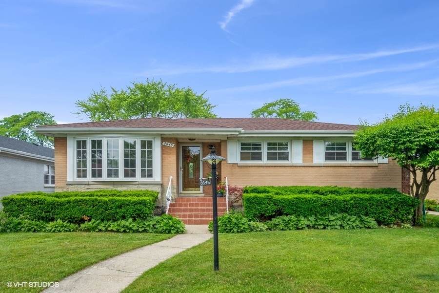 8646 Monticello Avenue - Photo 1