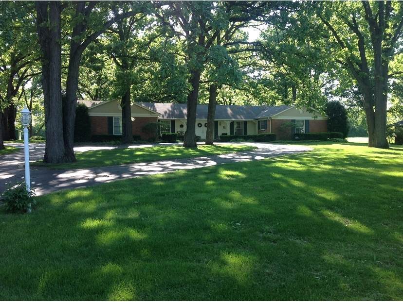 890 Oak Knoll Drive - Photo 1