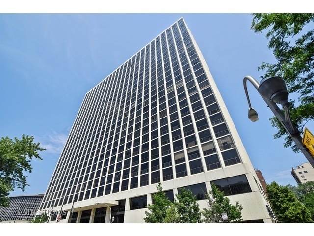 4343 Clarendon Avenue - Photo 1