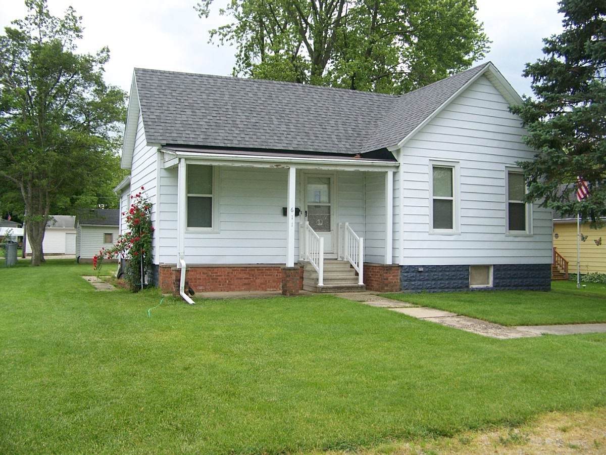 611 Hickory Street - Photo 1