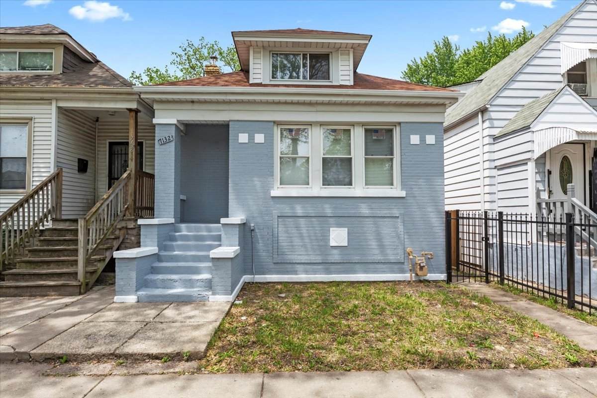 7132 Seeley Avenue - Photo 1