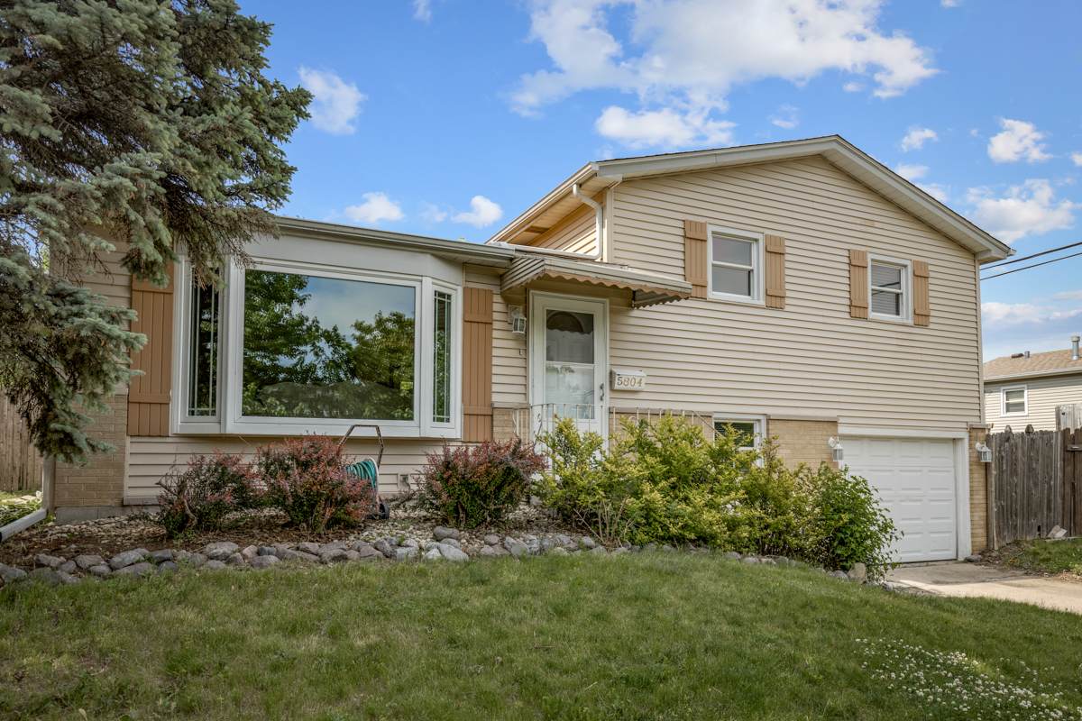 5804 Orange Lane - Photo 1