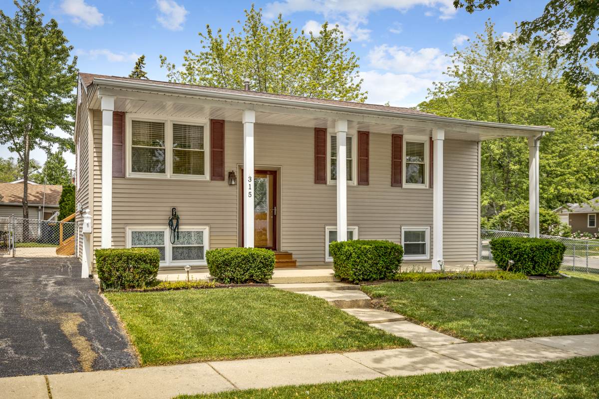 315 Cedar Circle - Photo 1