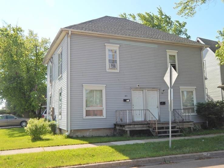 126 10th Street - Photo 1