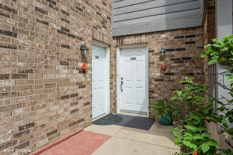 39 Foxcroft Road - Photo 1